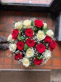 All rose posy (12 inches)