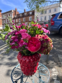 Raspberry Vase: the juicy one!