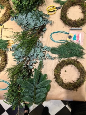 Wreath Making Kit: Choose your style